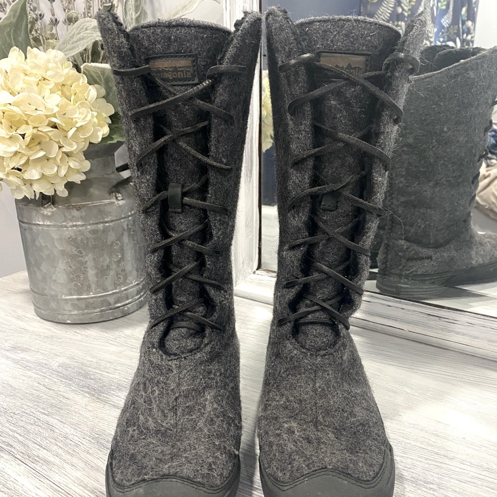PATAGONIA Womens Arnoux Charcoal Gray Wool Midcalf Lace Up Winter Boots Size 6